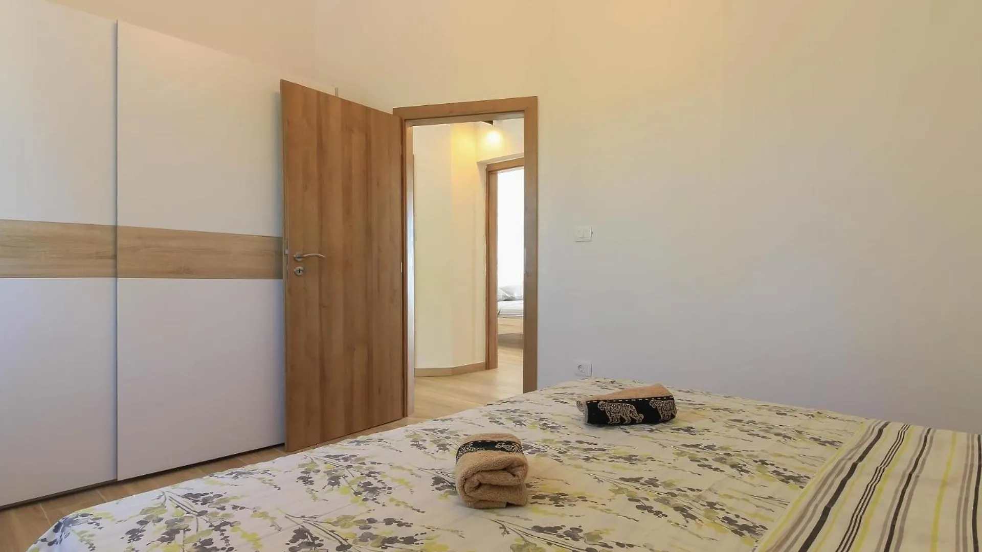 Ferienhaus Mit Privatpool Fuer 7 Personen Ca 120 Qm In Medulin, Istrien Suedkueste Von Istrien Pula